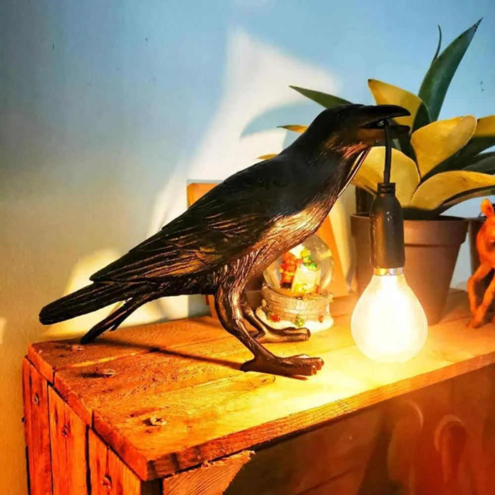 Gothic Halloween Crow Lamp