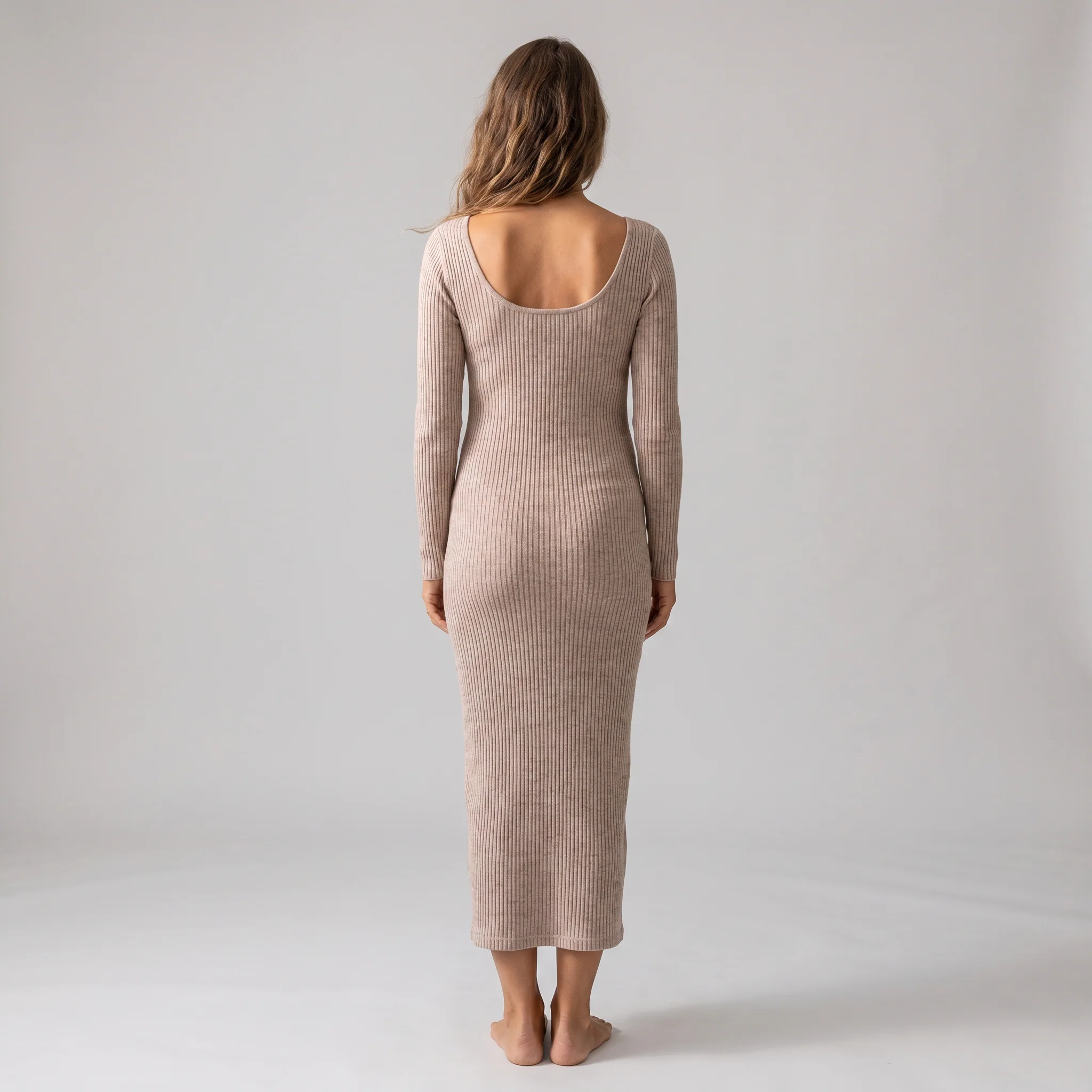 Form-Fitting Midi Dress - Image 9
