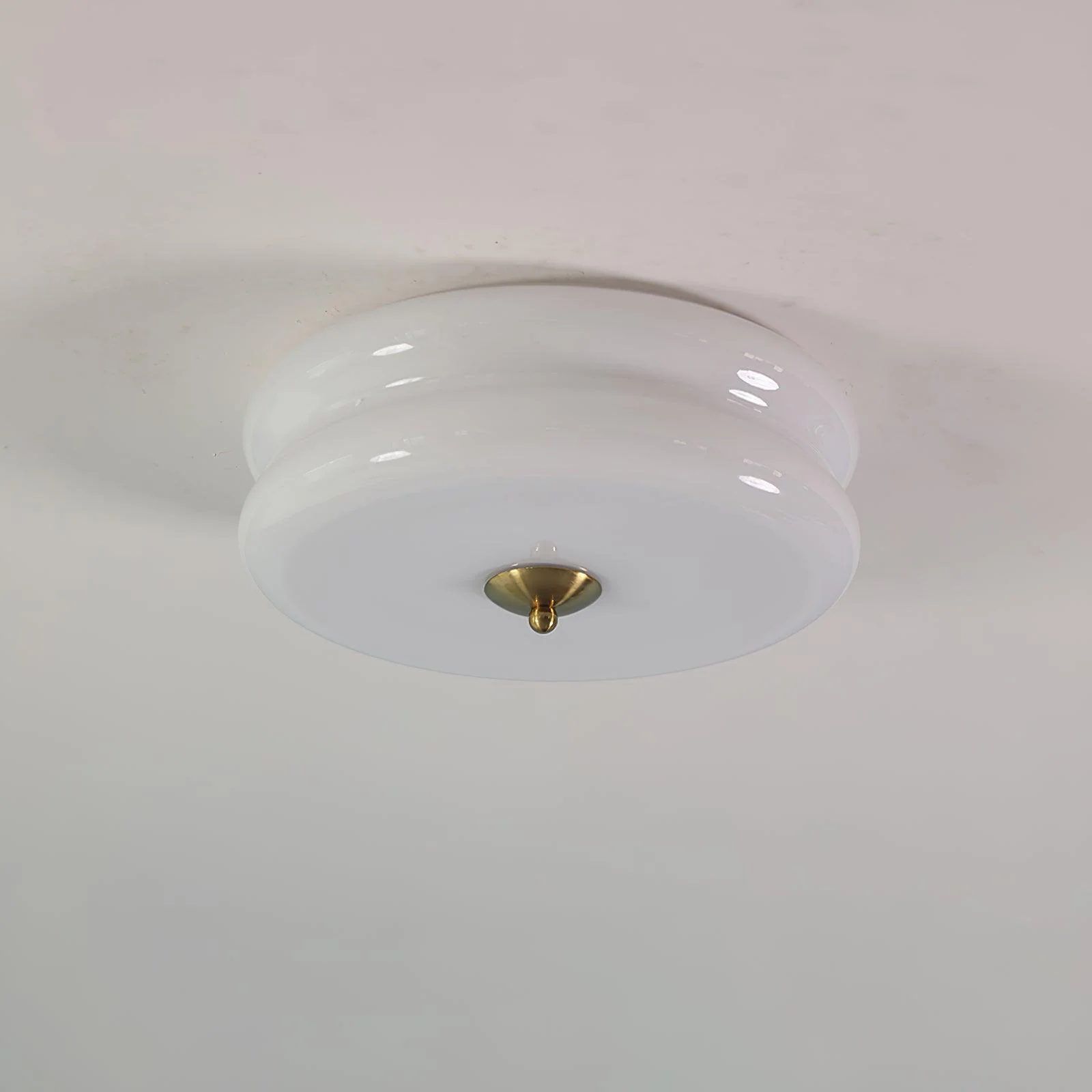 Elegant Retro Ceiling Light Fixture with Art Deco Flair - Image 11