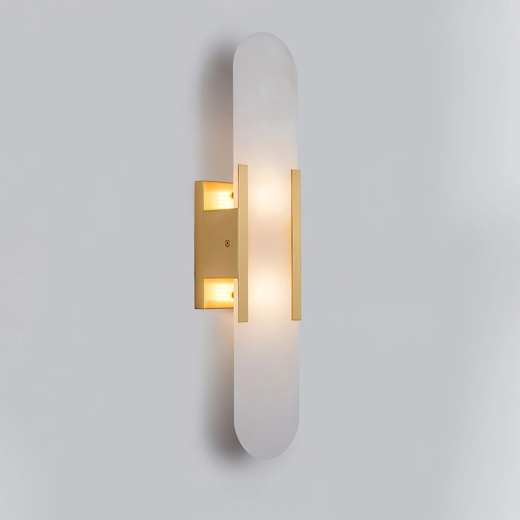 Artisan Alabaster Wall Light with Elegant Brass Accents - Image 11