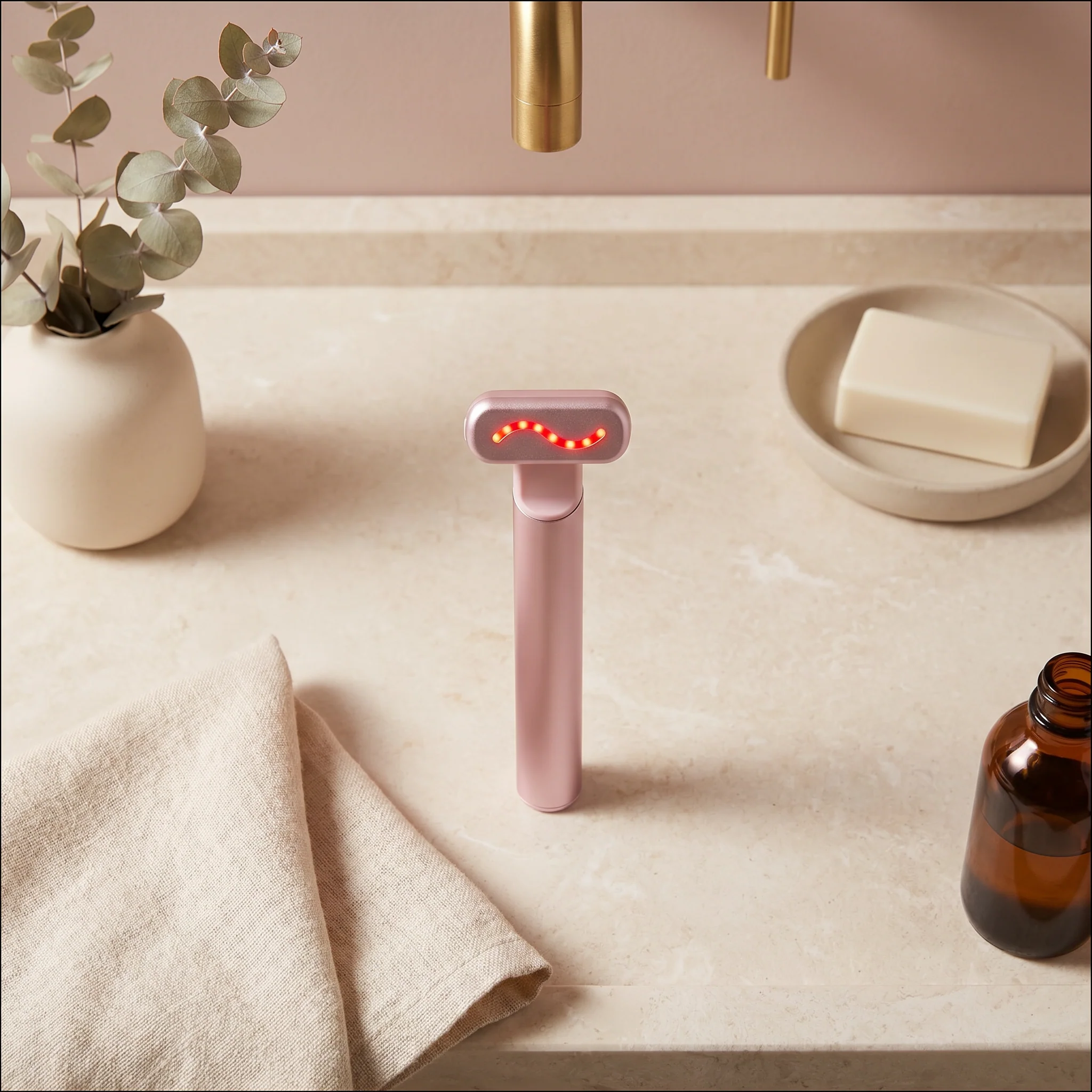 Sculpting Wand for Radiant Skin - Image 9