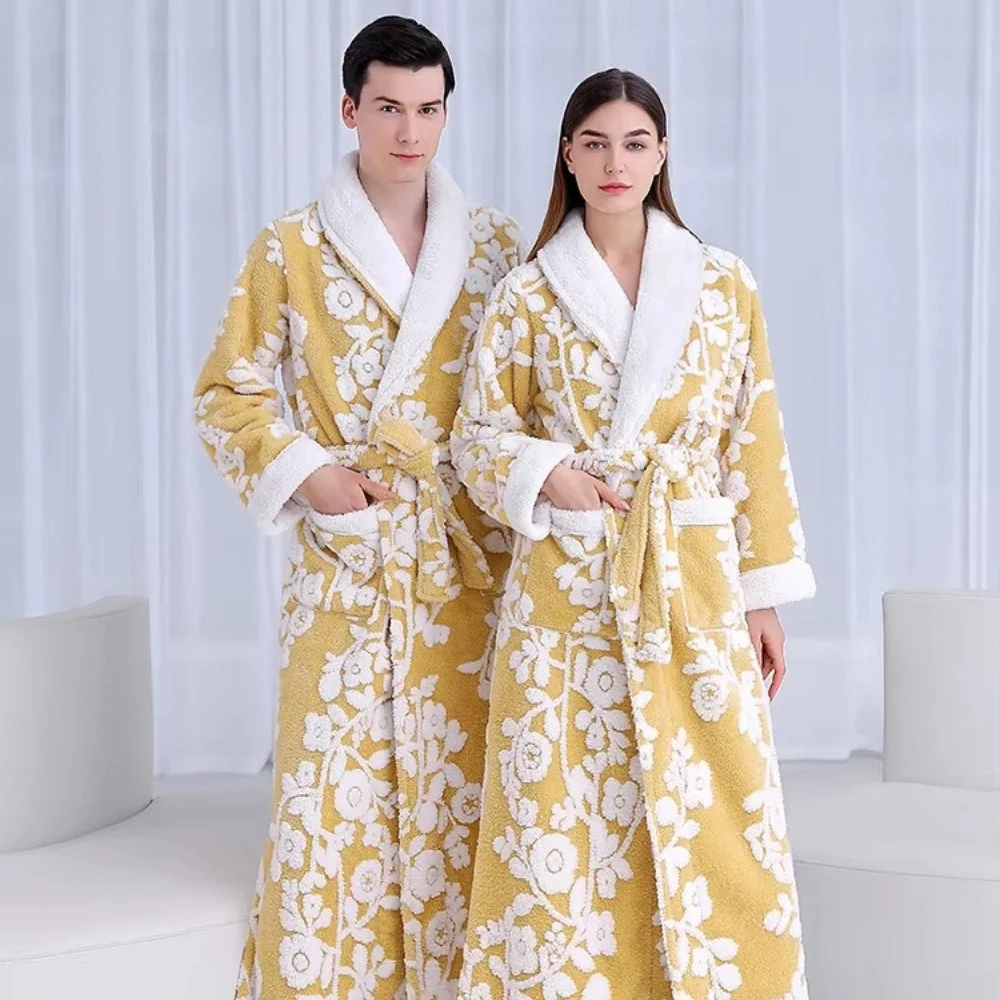 Bathrobe Double-Layer Jacquard Microfiber & Coral Fleece