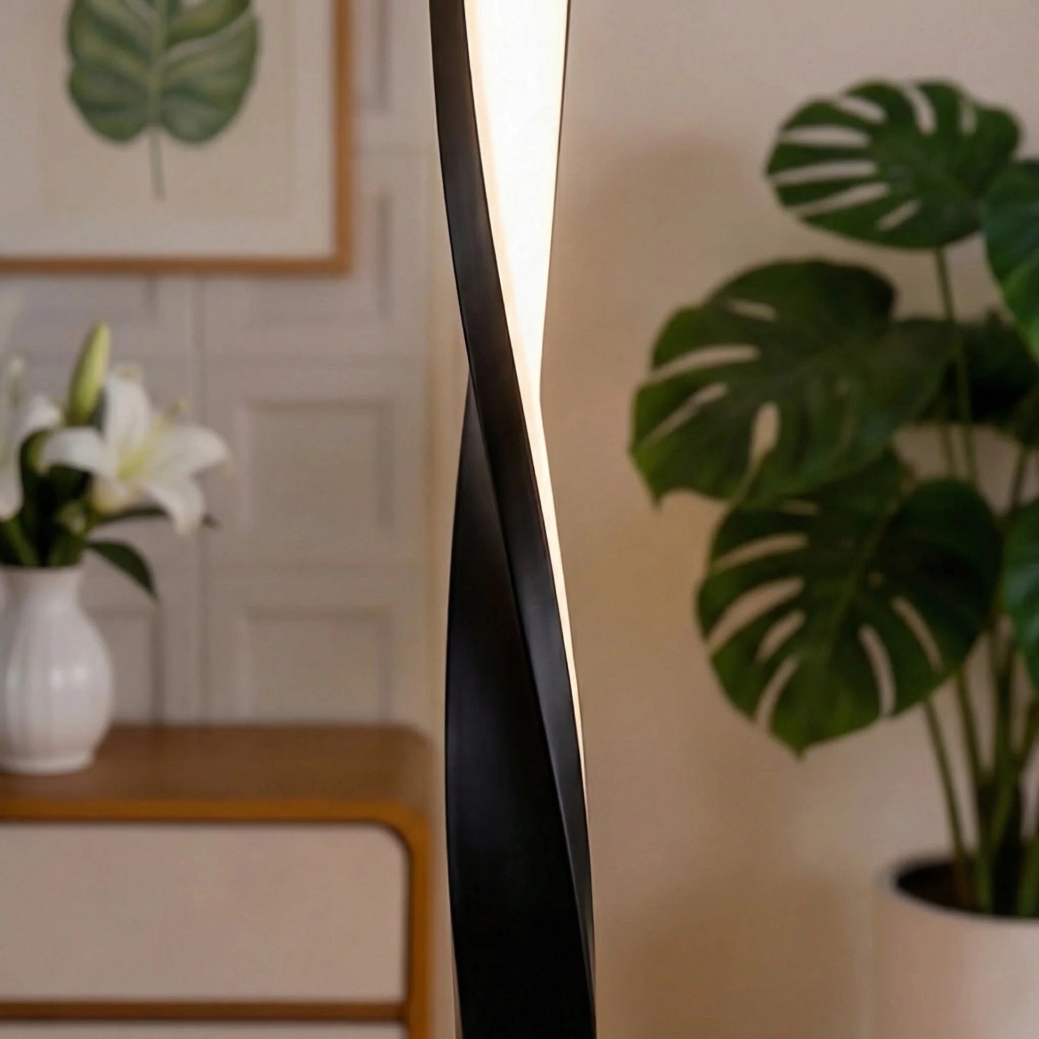 Adjustable LED Standing Light with Dimming Feature - Image 2