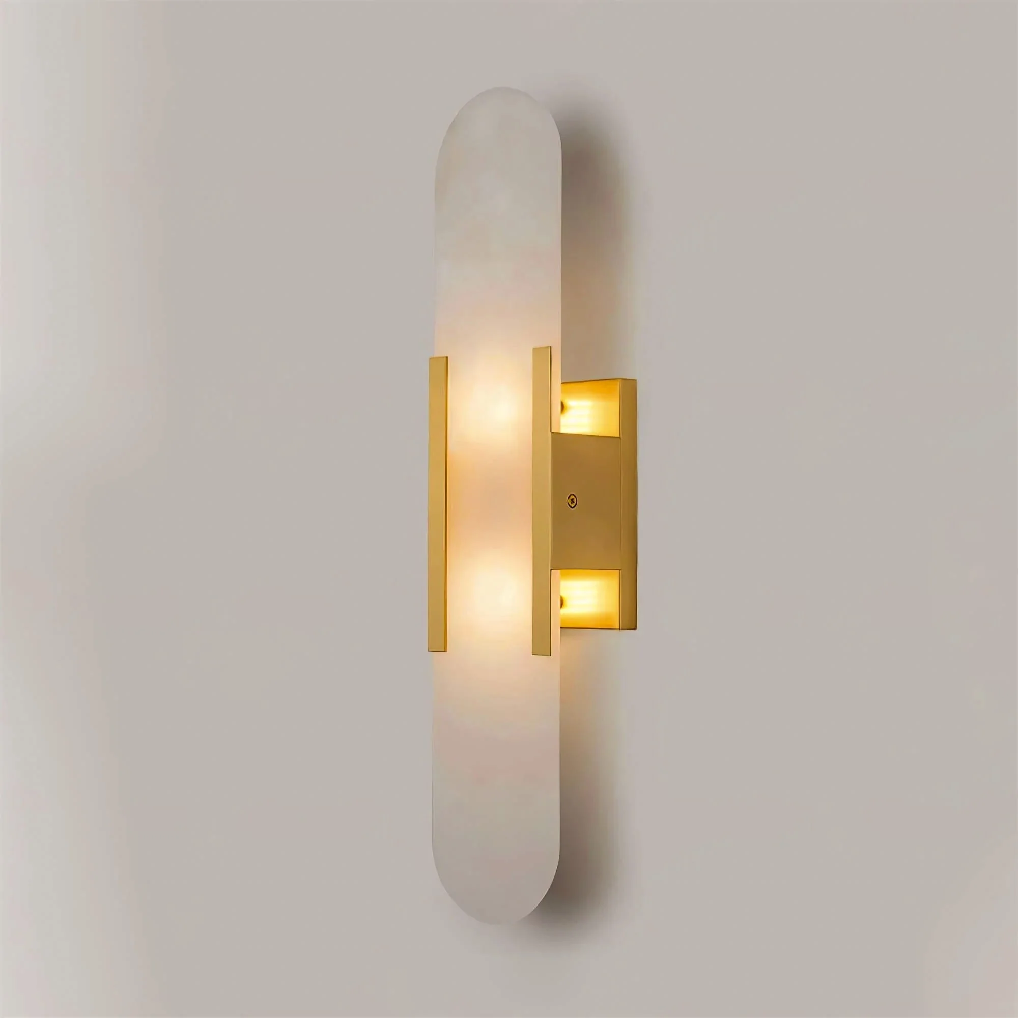 Artisan Alabaster Wall Light with Elegant Brass Accents - Image 9