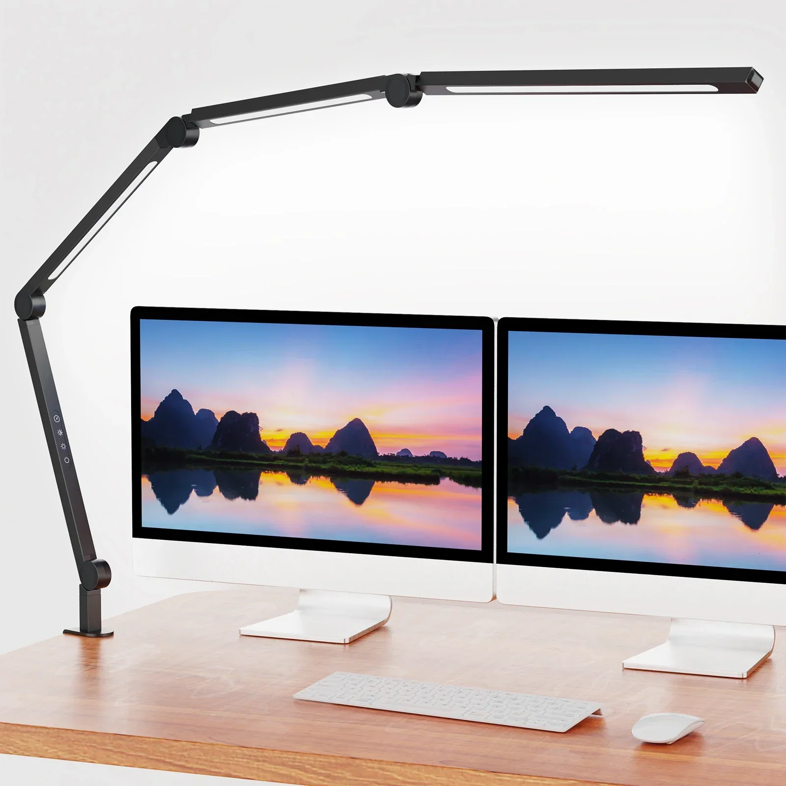 Swing-Arm Desk Light for Architects