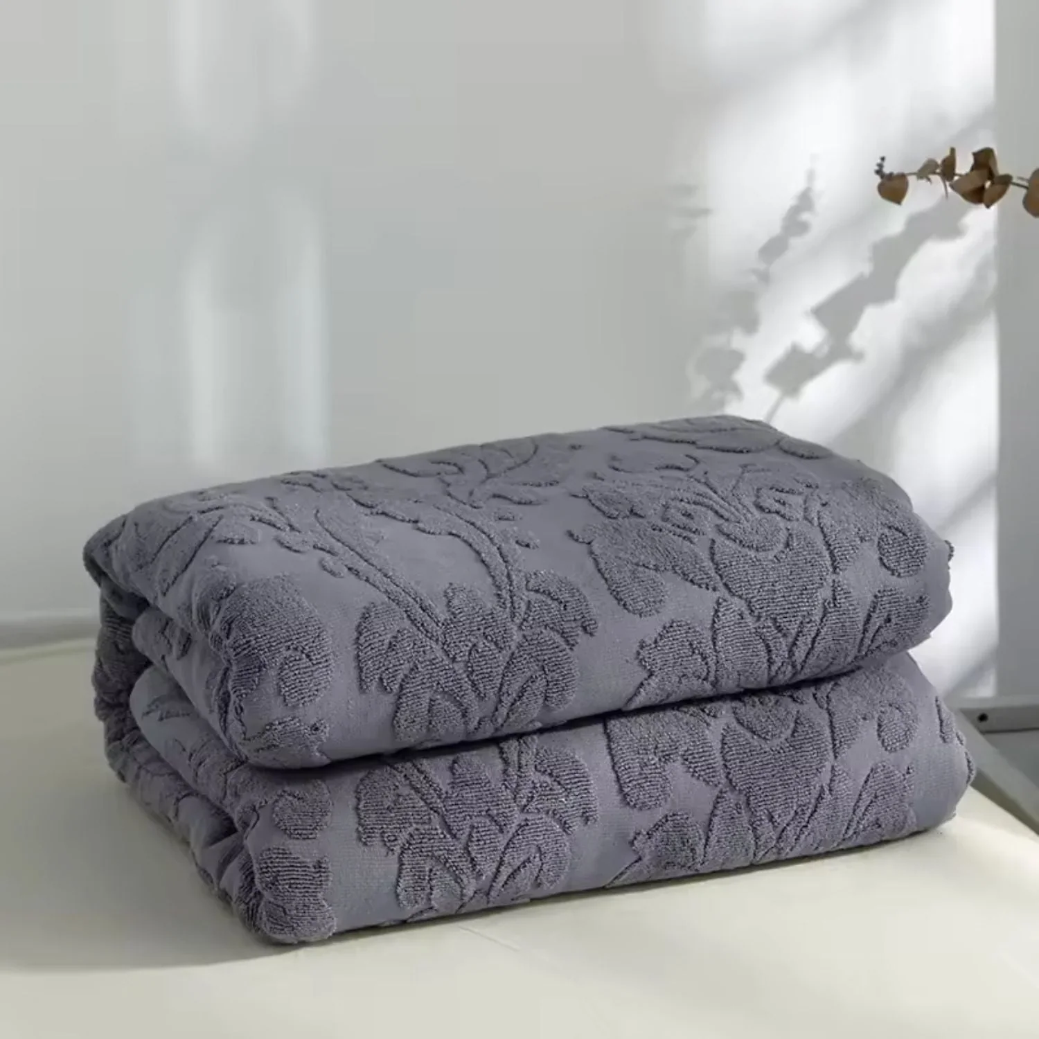 Throw Blanket Plush Jacquard Microfiber Blend Machine Washable - Image 11