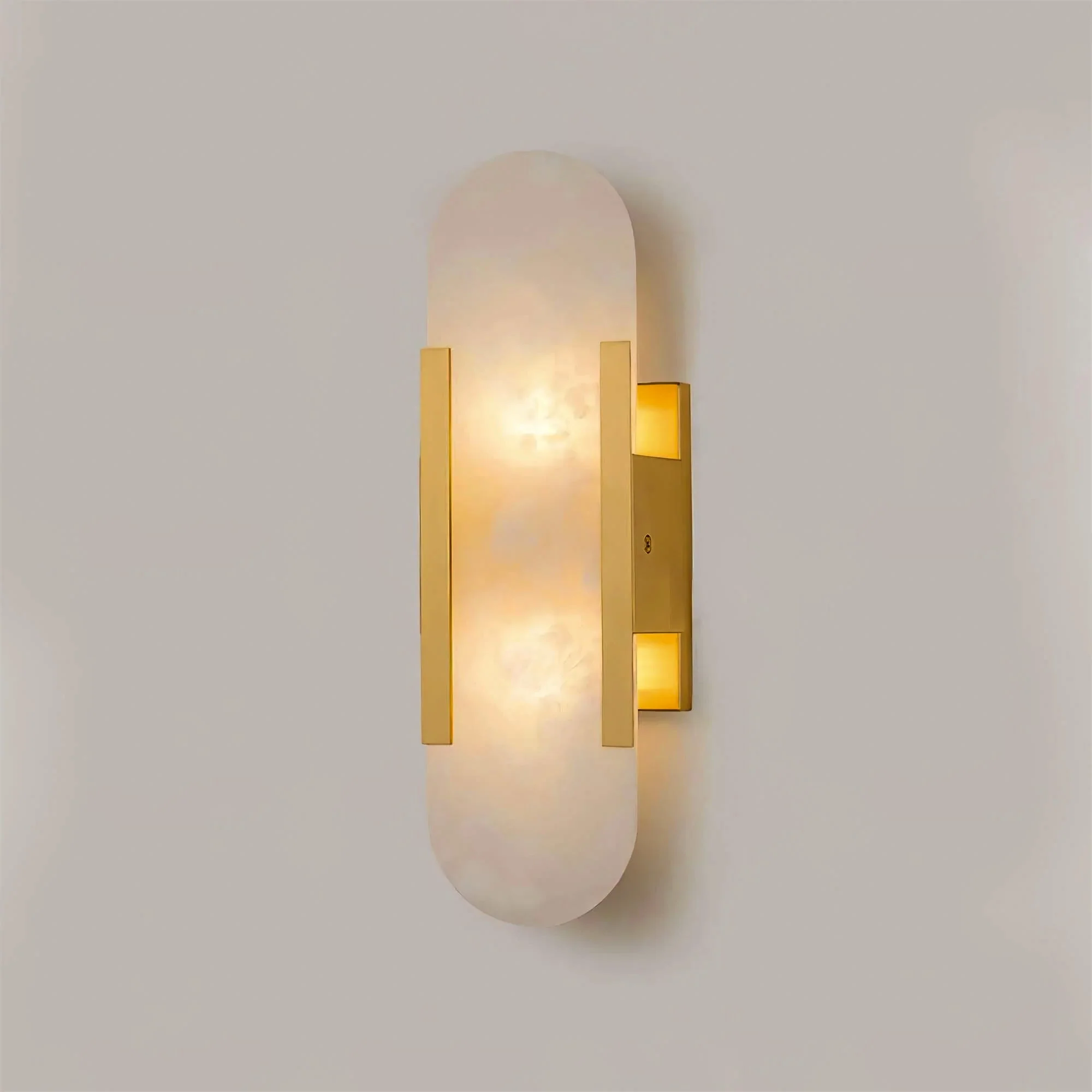 Artisan Alabaster Wall Light with Elegant Brass Accents - Image 3