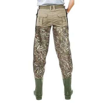 Adjustable Straps Hip Waders with PVC Footwear for Wet Conditions
