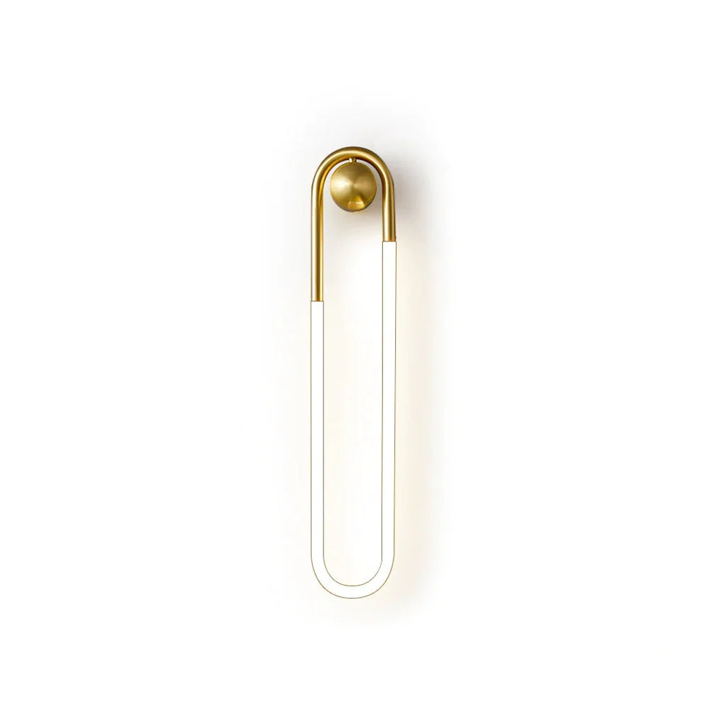 Sleek Wall Light Fixture for a Cozy Atmosphere
